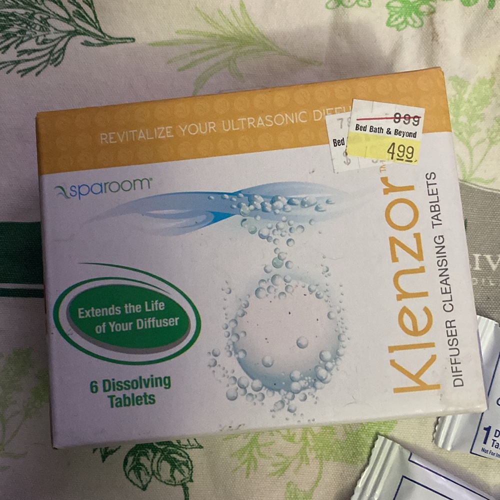Diffuser cleaning kit. Great for Doterra and Young Living and Revive diffusers - Picture 2 of 4